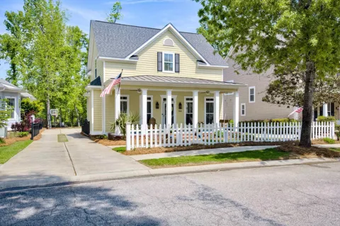 968 Mitchell Lane