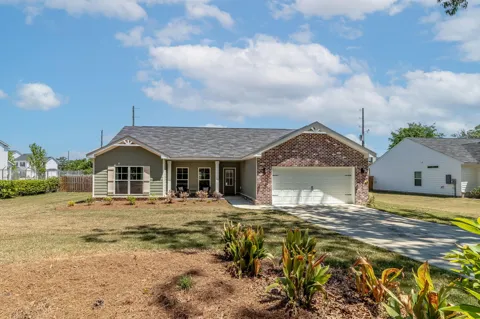 1114 Dodge Lane