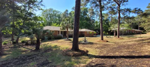 205 Lakeside Drive