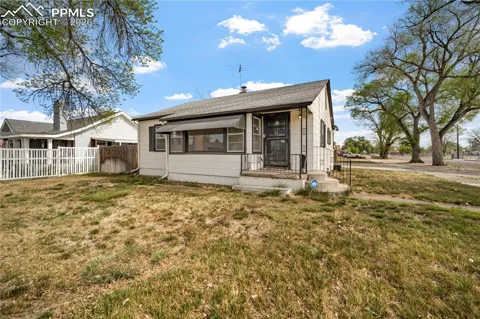 805 W Routt Avenue