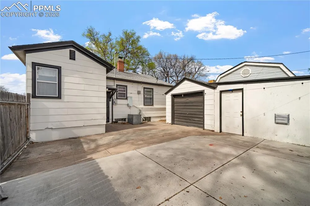805 W Routt Avenue Pueblo, CO 81004