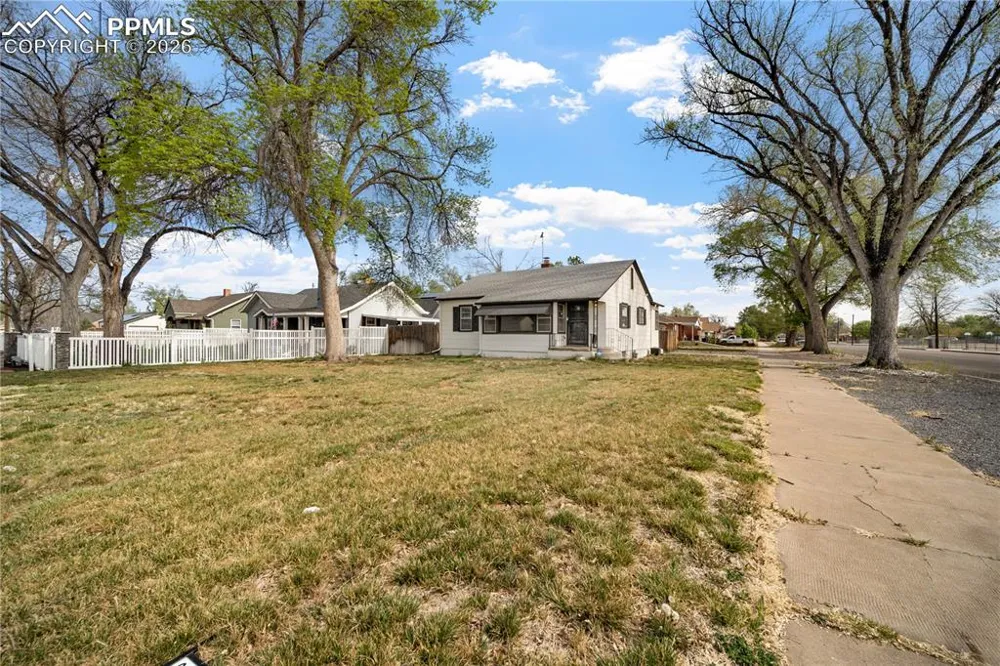 805 W Routt Avenue Pueblo, CO 81004