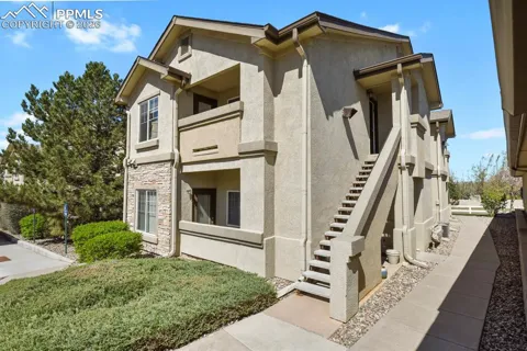 7004 Ash Creek Heights #204