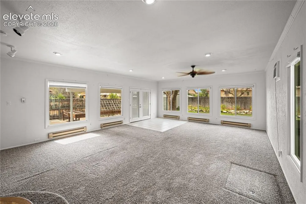 25 Fordham Circle Pueblo, CO 81005