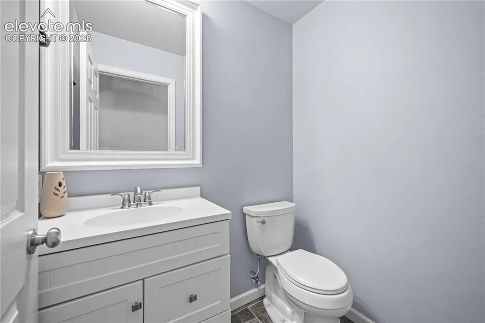 25 Fordham Circle Pueblo, CO 81005