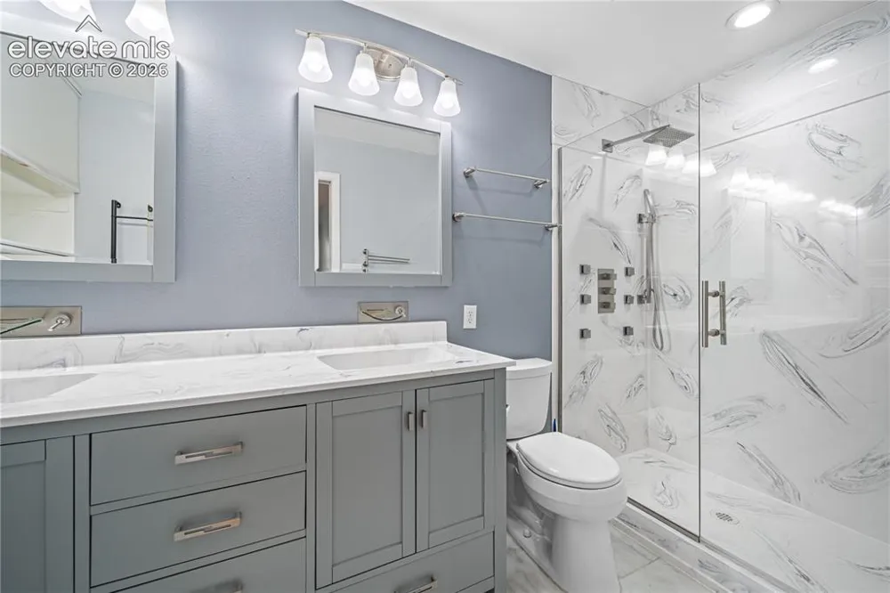 25 Fordham Circle Pueblo, CO 81005