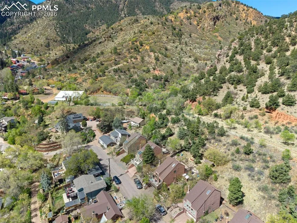 376 Pilot Knob Avenue Manitou Springs, CO 80829