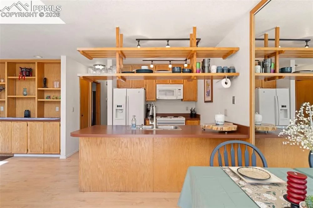 376 Pilot Knob Avenue Manitou Springs, CO 80829