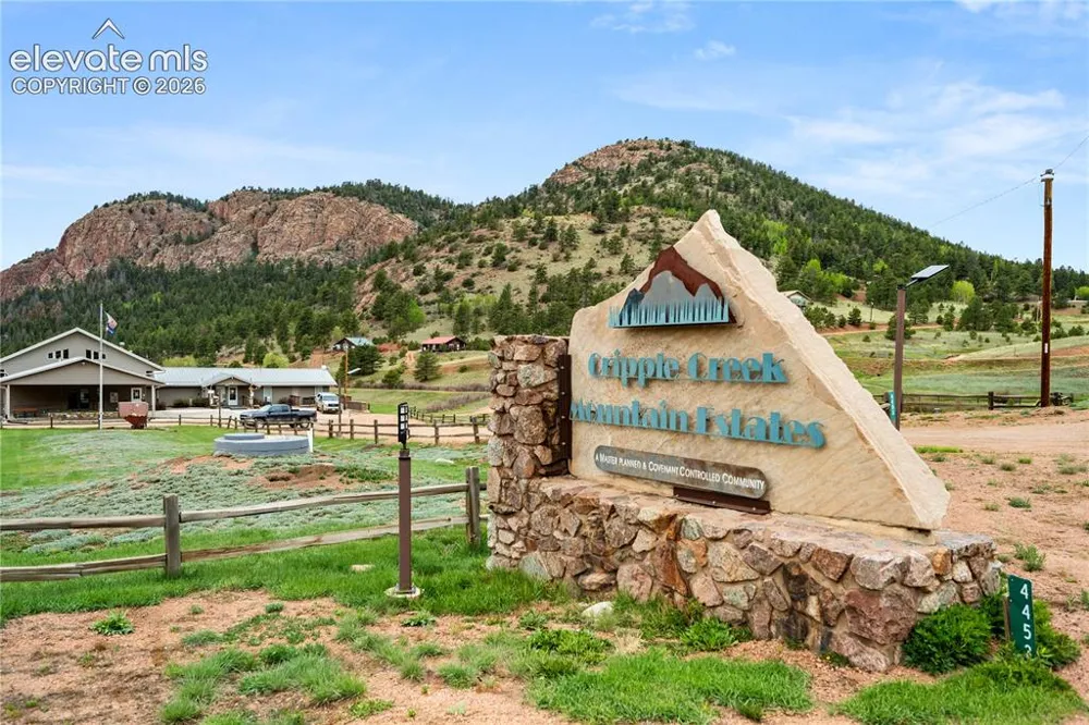 1122 Bennett Drive Cripple Creek, CO 80813