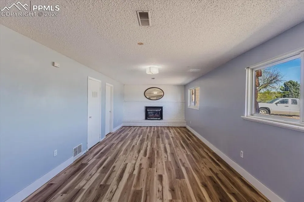 11 MacGregor Road Pueblo, CO 81001