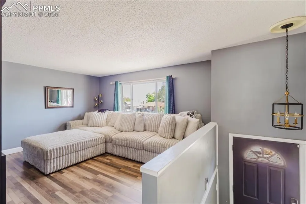 11 MacGregor Road Pueblo, CO 81001
