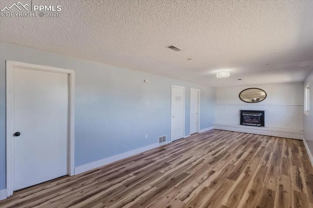 11 MacGregor Road Pueblo, CO 81001