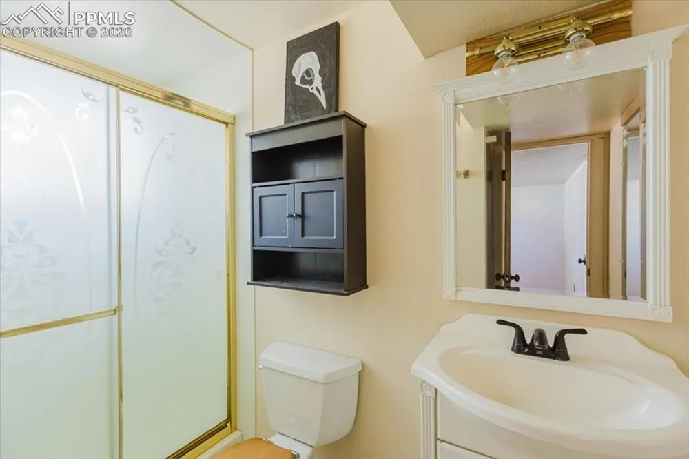 11 MacGregor Road Pueblo, CO 81001