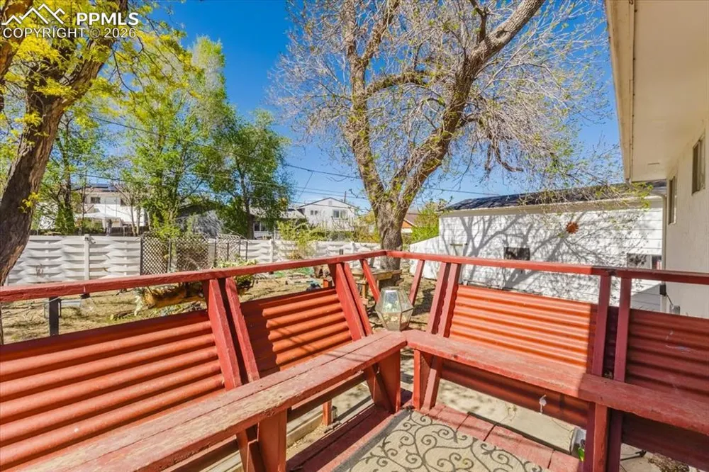 11 MacGregor Road Pueblo, CO 81001