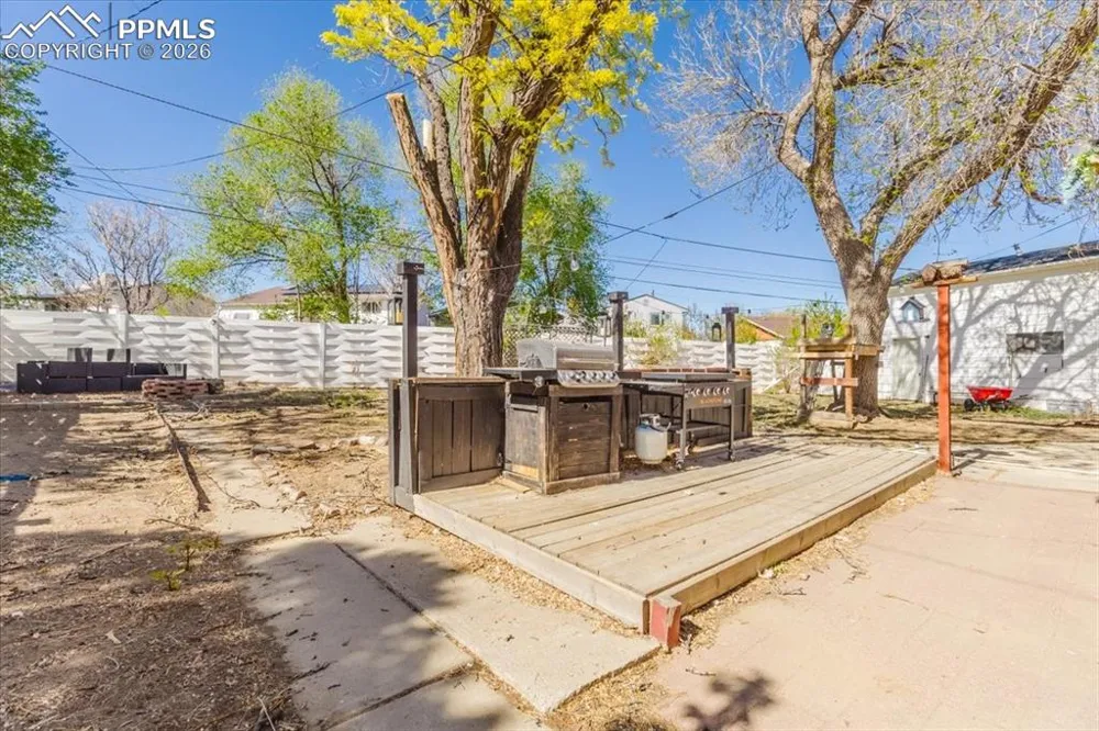 11 MacGregor Road Pueblo, CO 81001