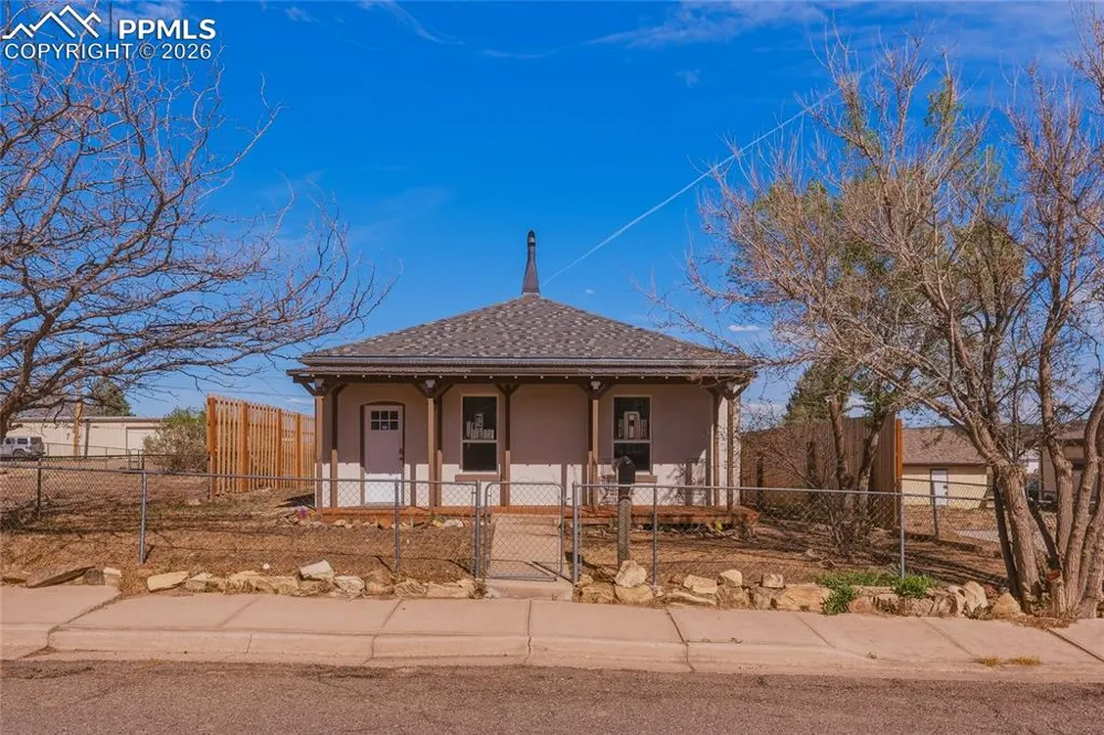 1610 San Luis Street Trinidad, CO 81082