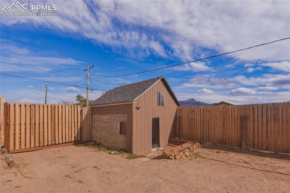 1610 San Luis Street Trinidad, CO 81082