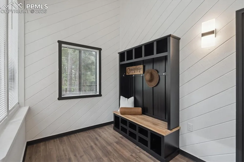 13910 Blue Jay Lane Larkspur, CO 80118
