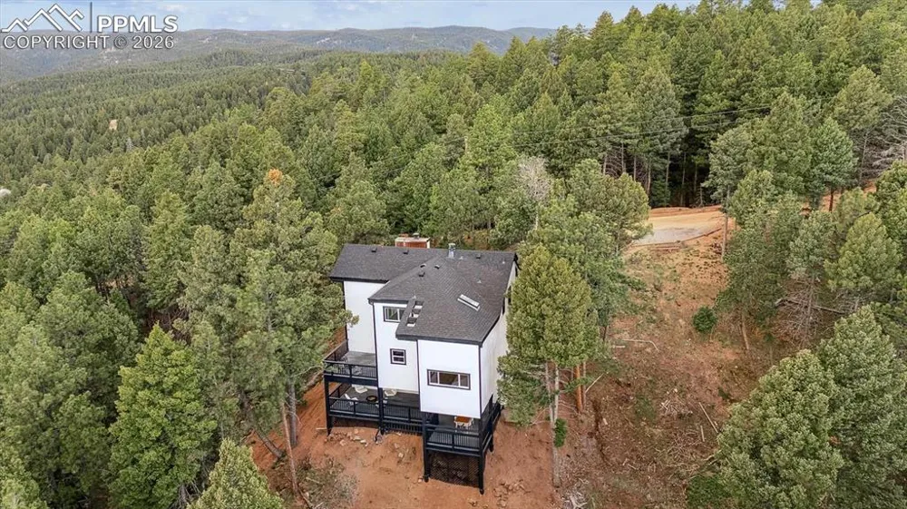 13910 Blue Jay Lane Larkspur, CO 80118