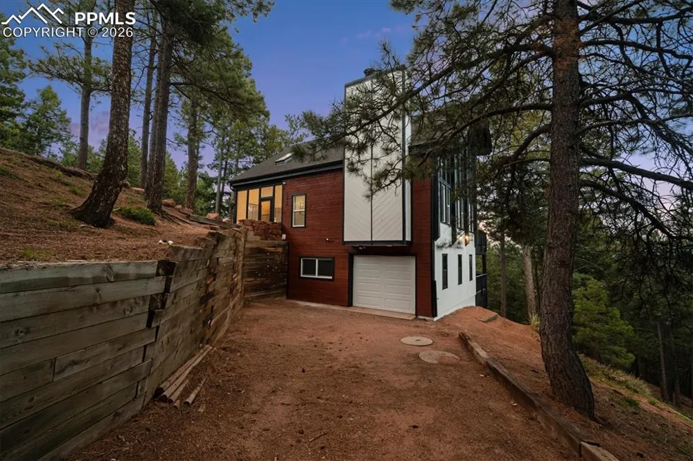 13910 Blue Jay Lane Larkspur, CO 80118