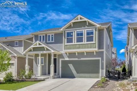 8243 Longleaf Lane