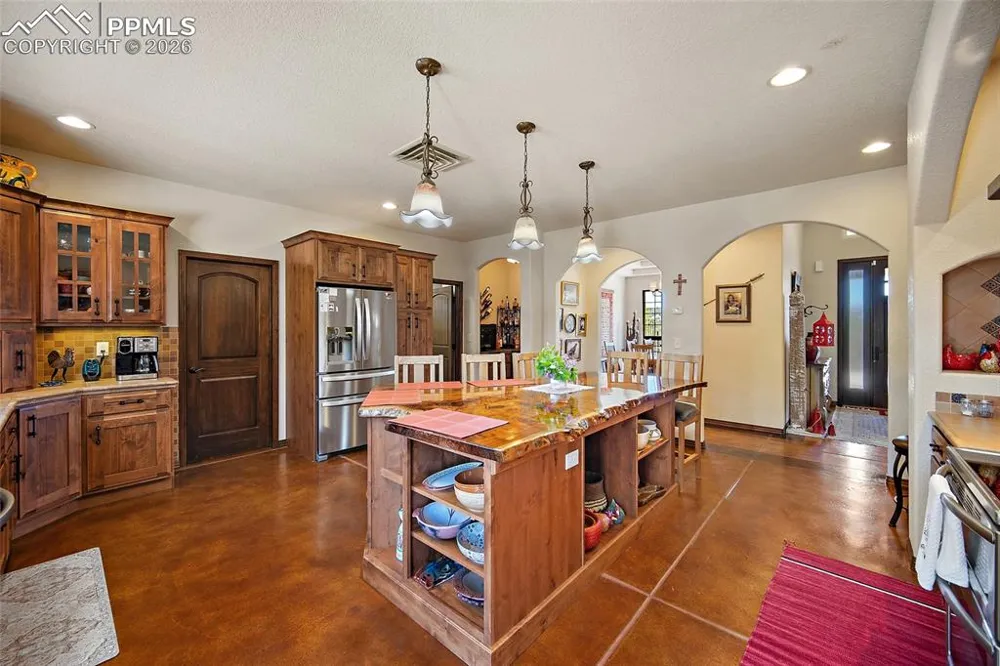 8200 Abbey Road Pueblo, CO 81004