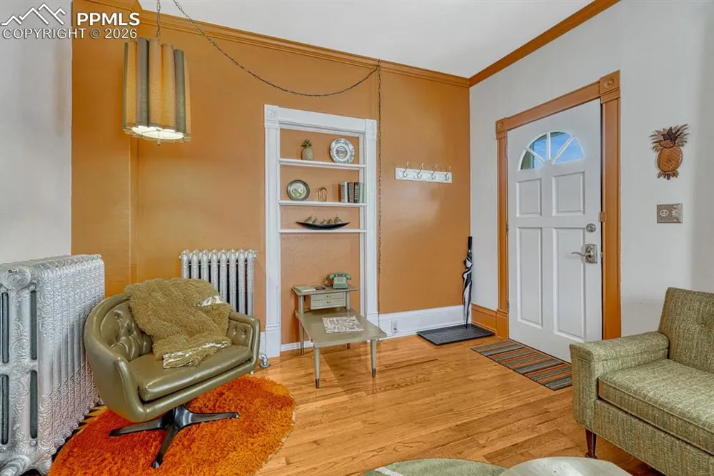209 Arcadia Street Colorado Springs, CO 80903