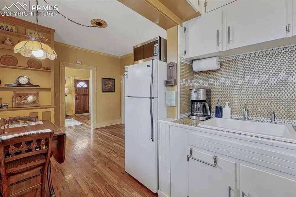 209 Arcadia Street Colorado Springs, CO 80903