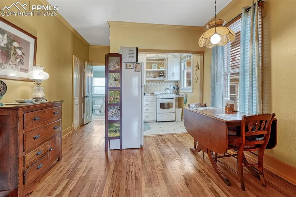 209 Arcadia Street Colorado Springs, CO 80903
