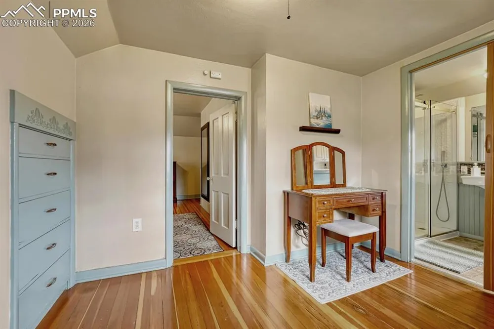 209 Arcadia Street Colorado Springs, CO 80903