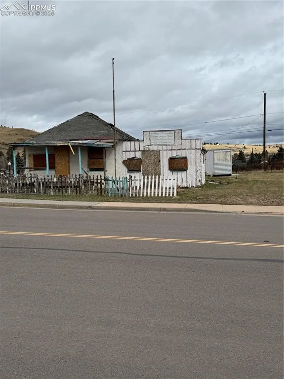 239 W Bennett Avenue Cripple Creek, CO 80813