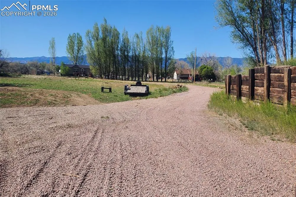 997 County Road 119 Florence, CO 81226