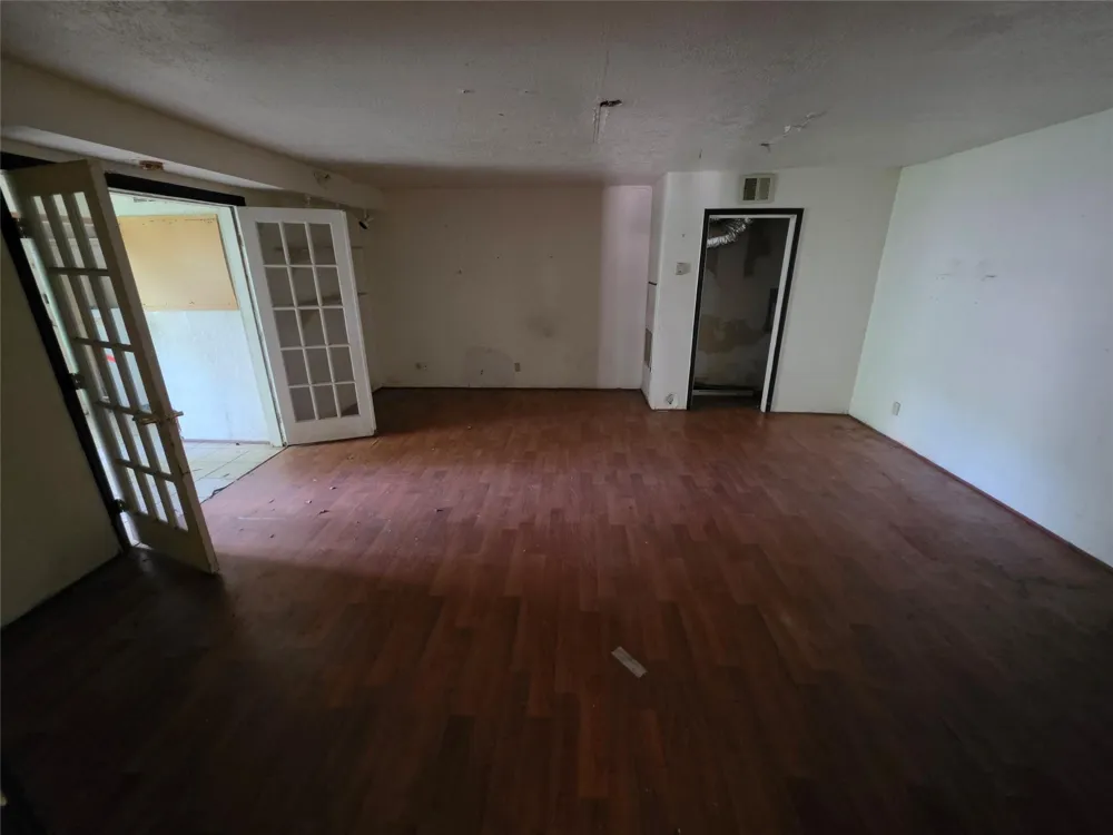 12222 Oak Hollow Lane Pinehurst, TX 77362