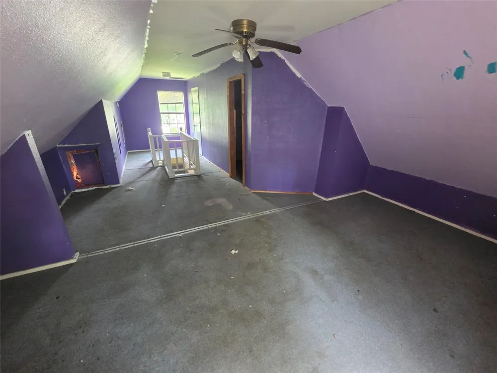 12222 Oak Hollow Lane Pinehurst, TX 77362