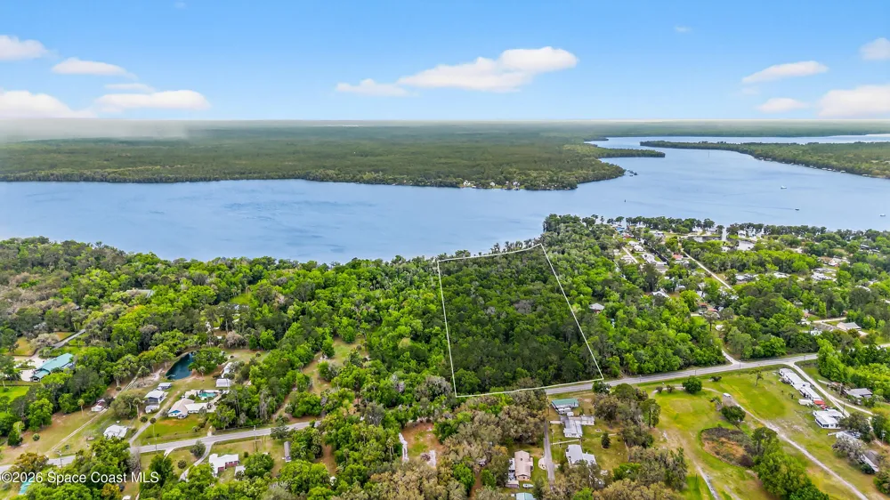 12394143 County Road 309 Crescent City, FL 32112