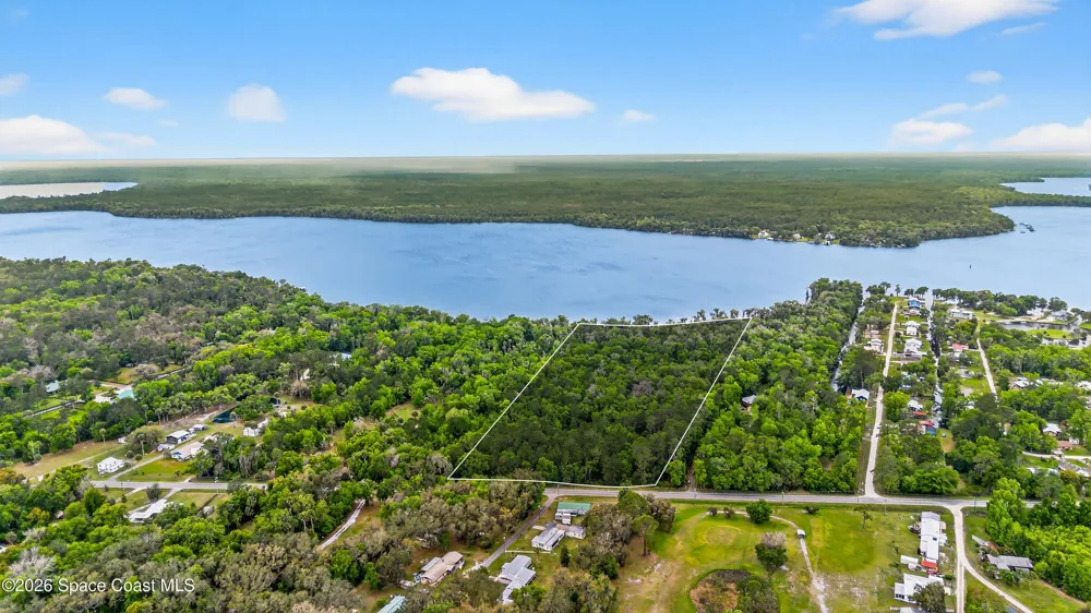 12394143 County Road 309 Crescent City, FL 32112