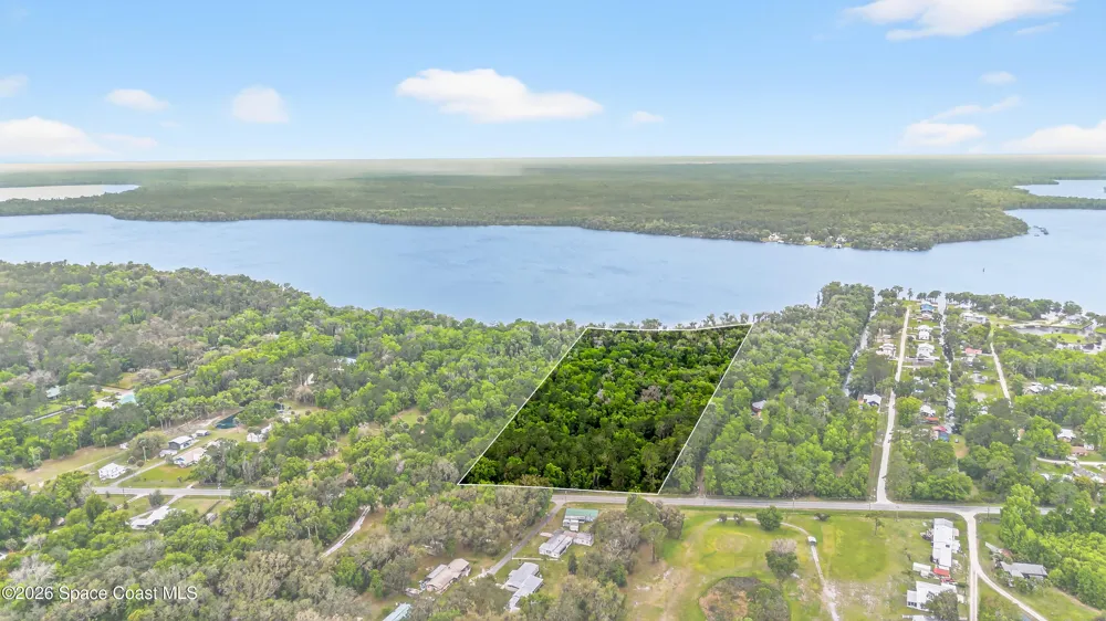 12394143 County Road 309 Crescent City, FL 32112