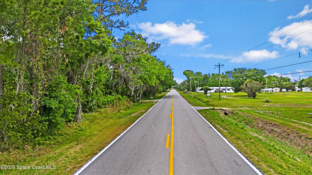 12394143 County Road 309 Crescent City, FL 32112