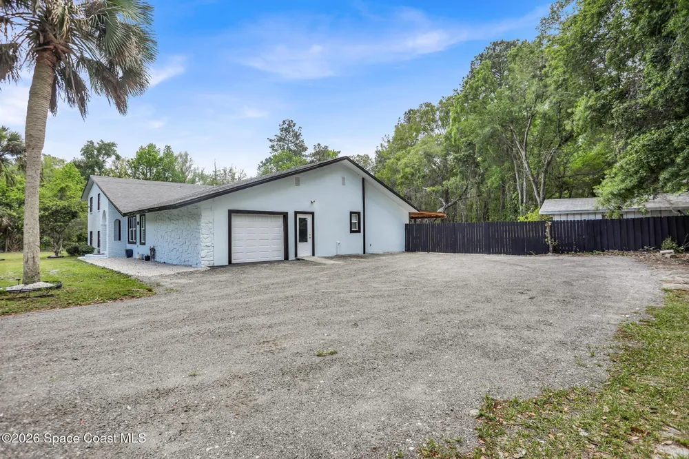 912 S 5th Street Macclenny, FL 32063