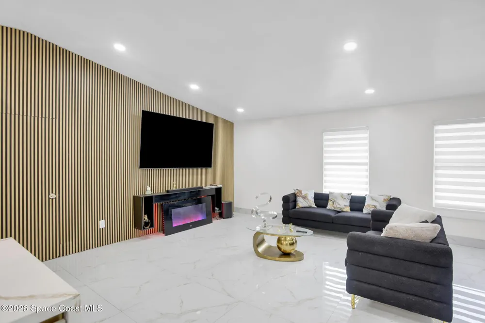 912 S 5th Street Macclenny, FL 32063