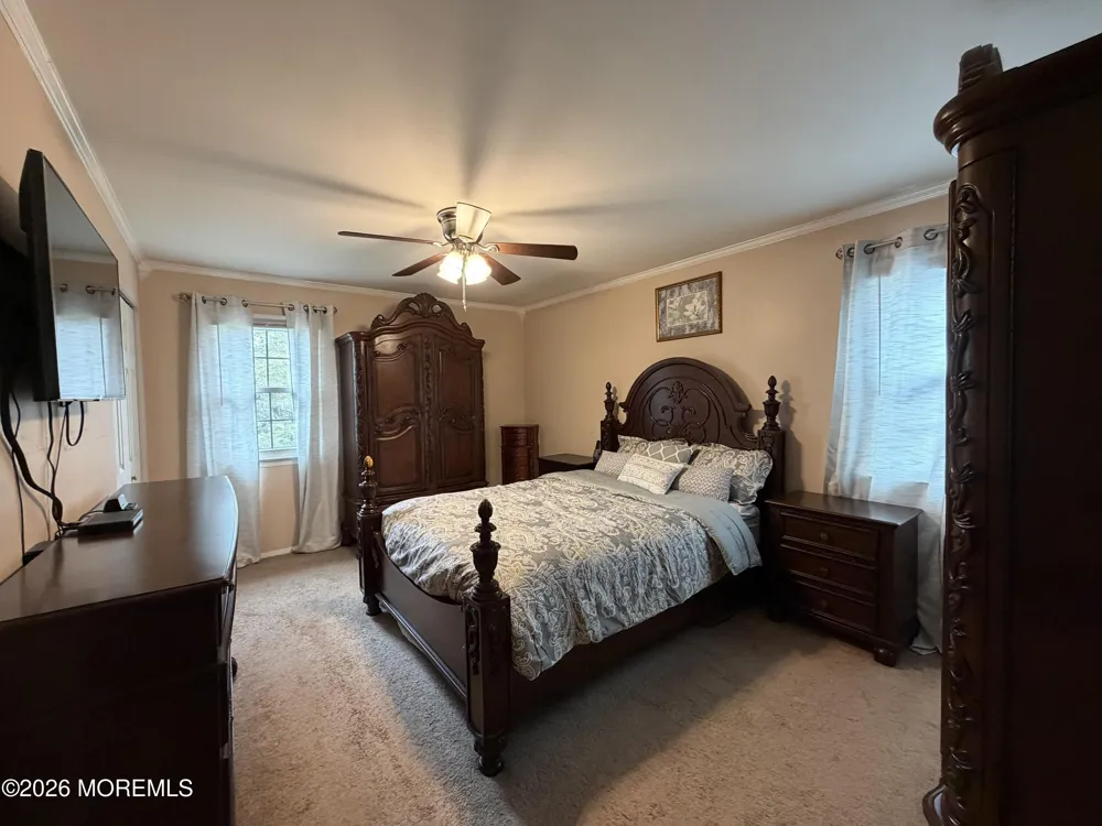 32 Brunswick Drive Howell, NJ 07731