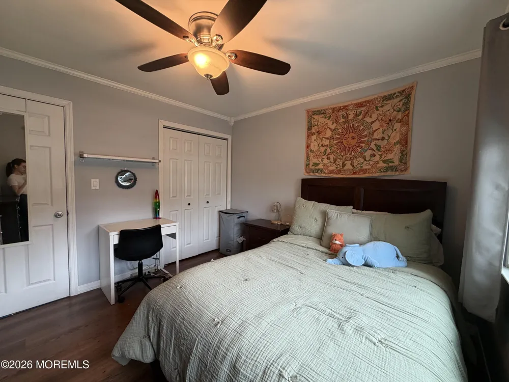 32 Brunswick Drive Howell, NJ 07731