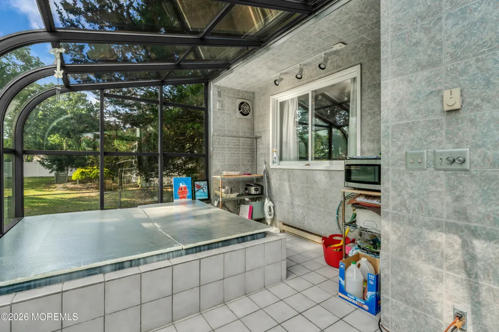32 Brunswick Drive Howell, NJ 07731