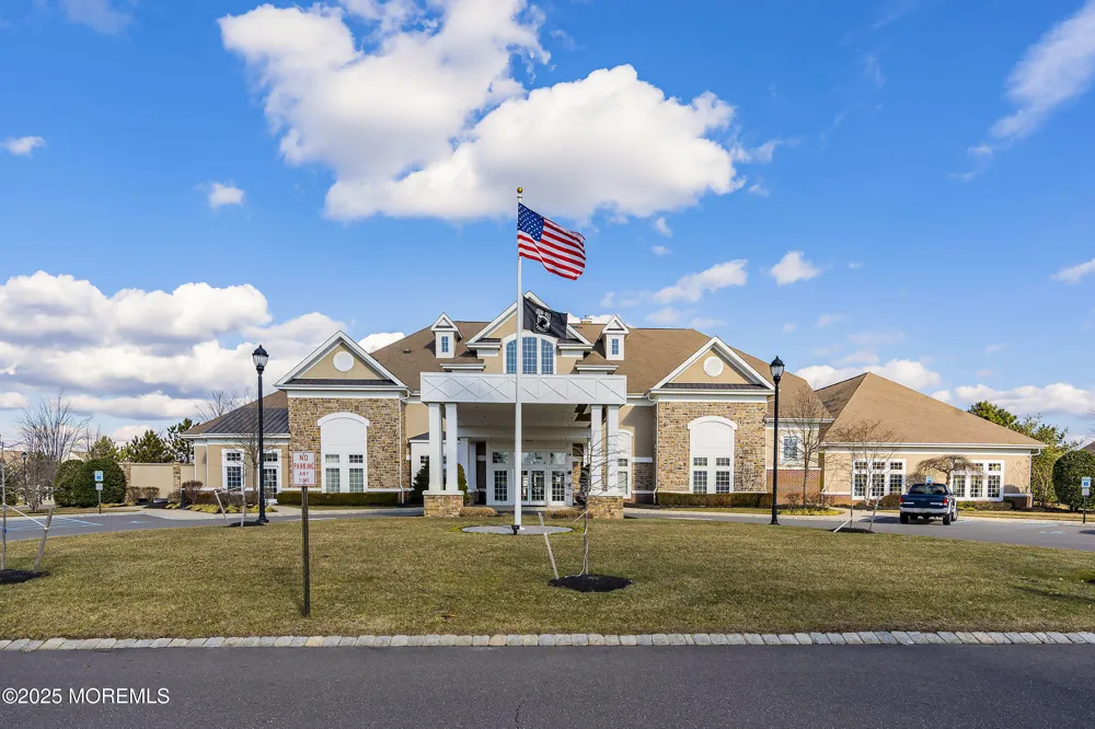 2 Chalfont Lane Manchester, NJ 08759