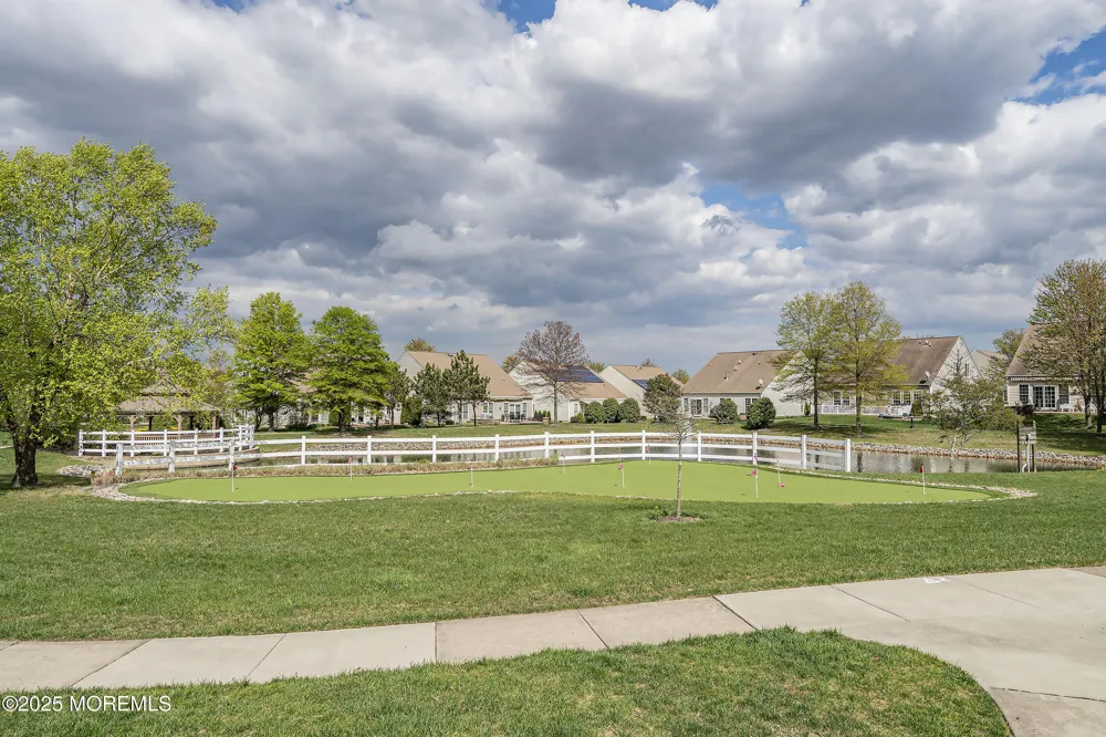 2 Chalfont Lane Manchester, NJ 08759