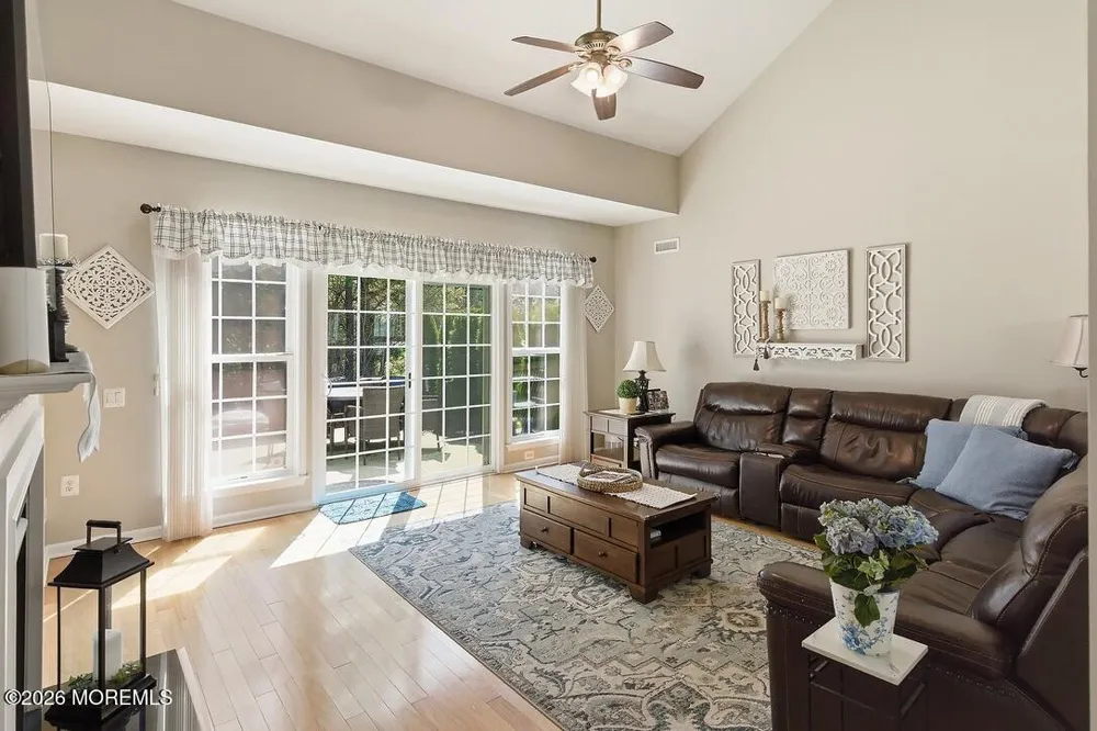 2 Chalfont Lane Manchester, NJ 08759