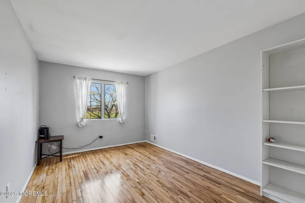 1 Flintlock Road Freehold, NJ 07728
