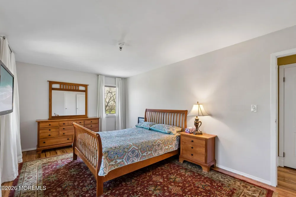 1 Flintlock Road Freehold, NJ 07728