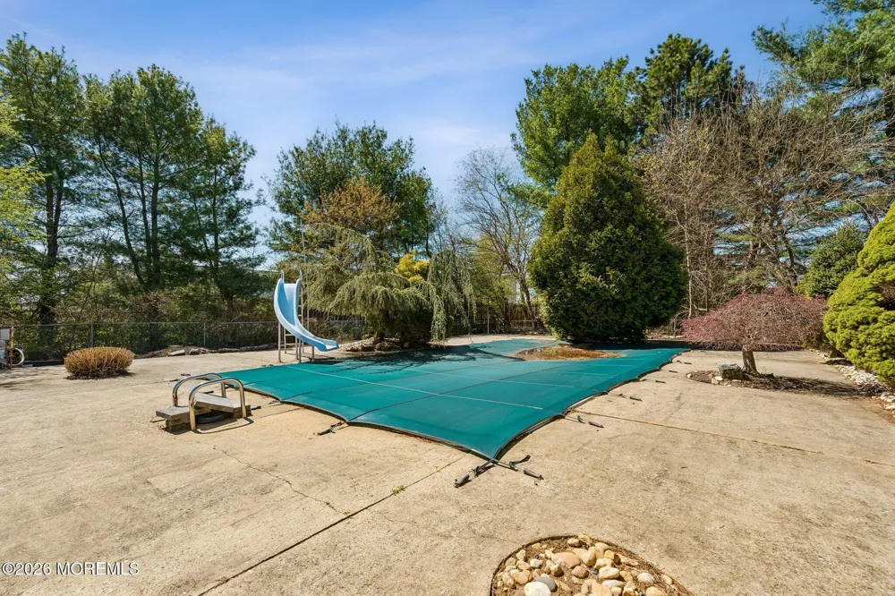 1 Flintlock Road Freehold, NJ 07728