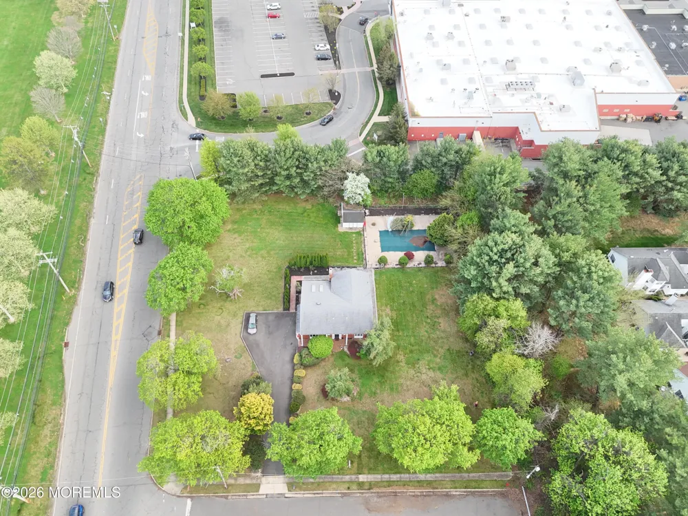 1 Flintlock Road Freehold, NJ 07728